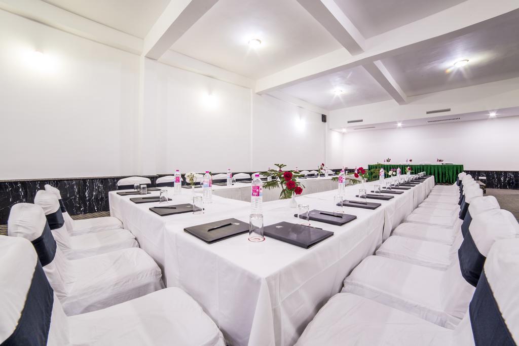 Palette - Solar Residency Hotel Srinagar  Luaran gambar