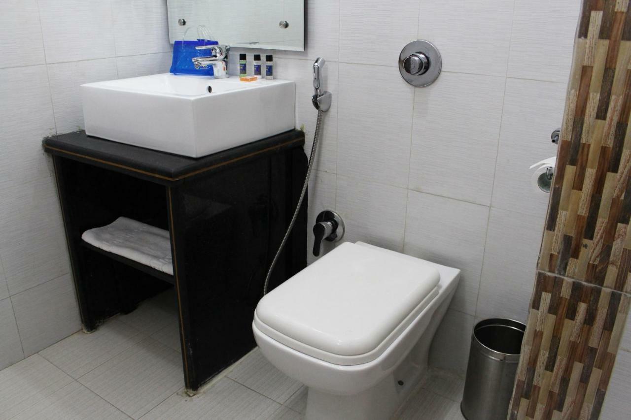 Palette - Solar Residency Hotel Srinagar  Luaran gambar